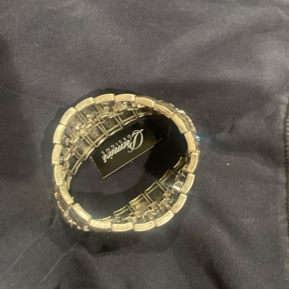 Premier Design Casual Chic bracelet - Picture 3 of 3